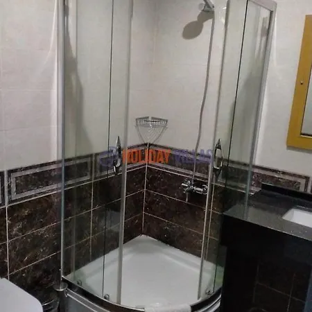 Golden Suites A11 *